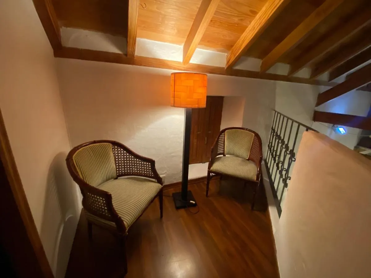 Сasa de vacaciones Casaruralarona Villa Valle de San Lorenzo España