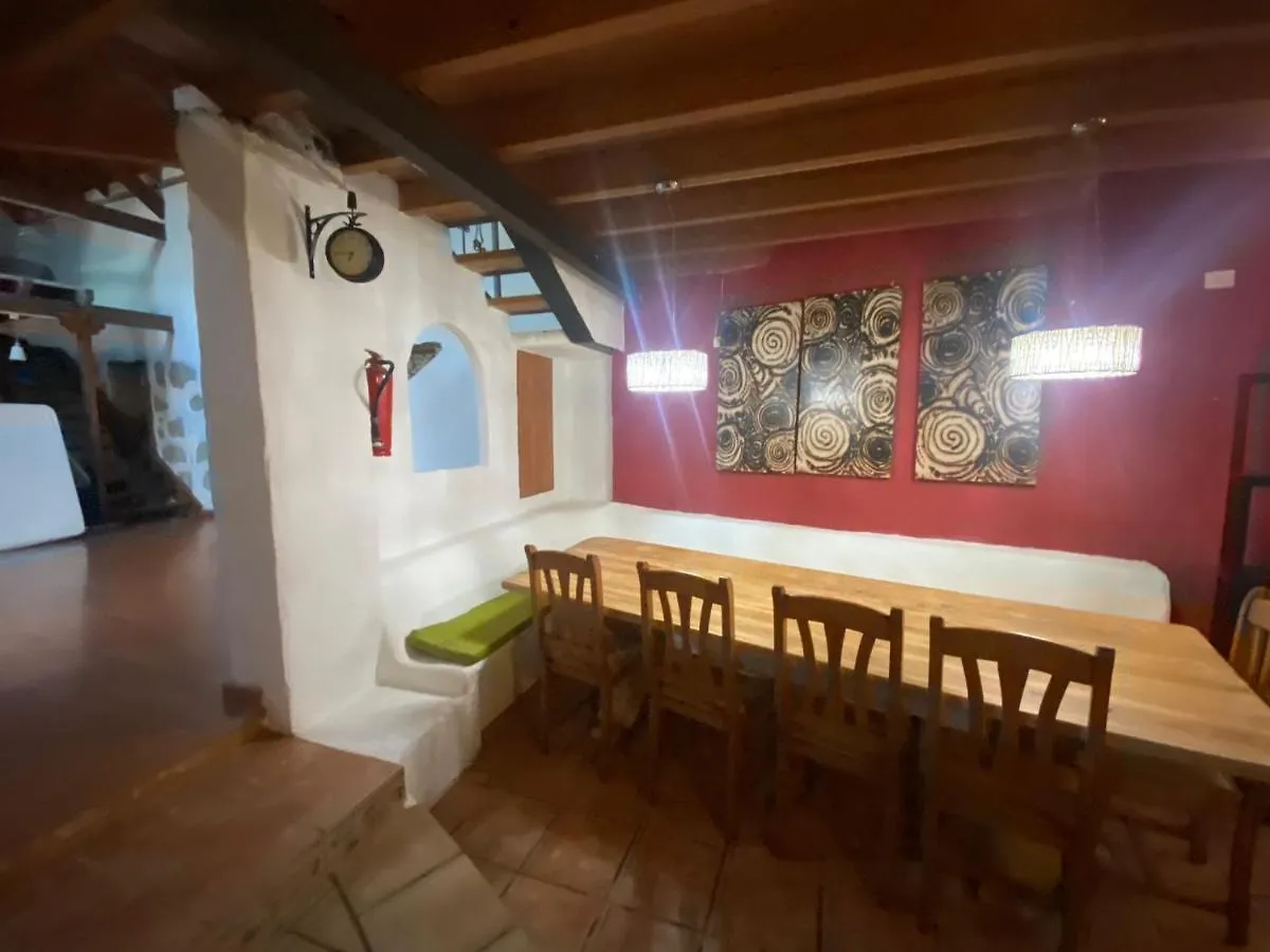 Casaruralarona Villa Valle de San Lorenzo Сasa de vacaciones