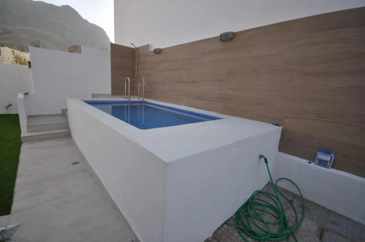 Casaruralarona Villa Valle de San Lorenzo Spagna