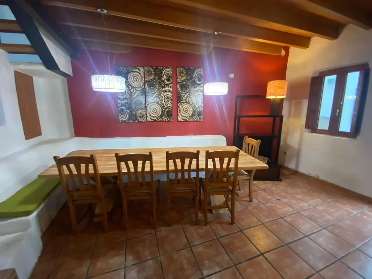 Casaruralarona Villa Valle de San Lorenzo Spagna